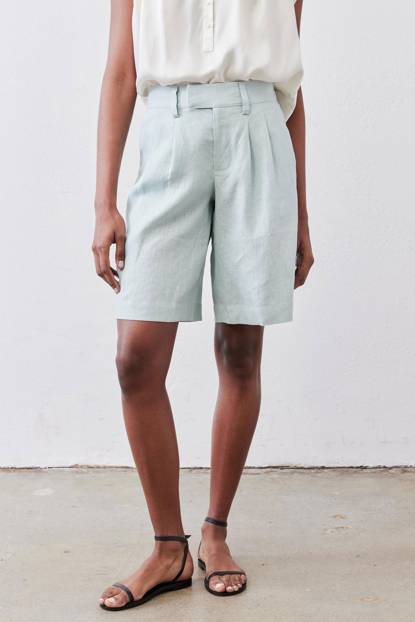 The Pleated Bermuda Shorts