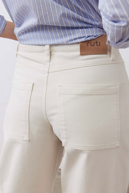 The Petite Slouchy Jeans 2.0