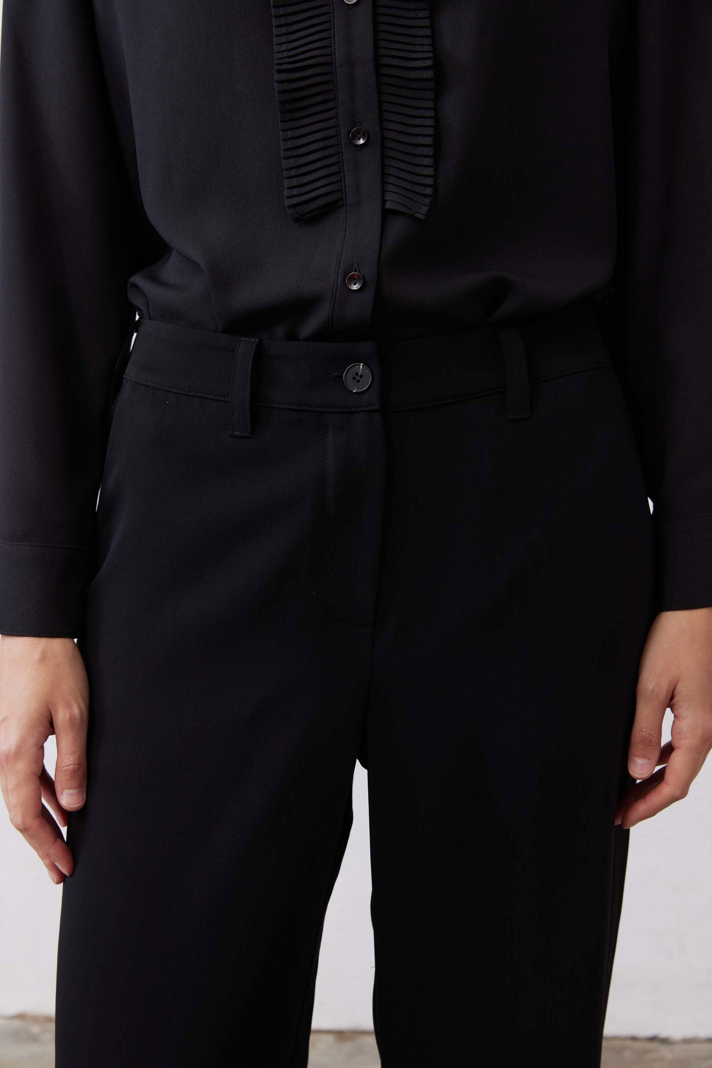 Streamline Straight Leg Pants