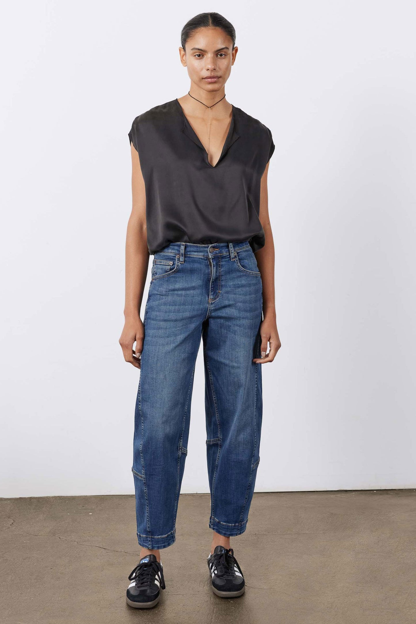 The Petite Ultimate Barrel Leg Jeans 2.0