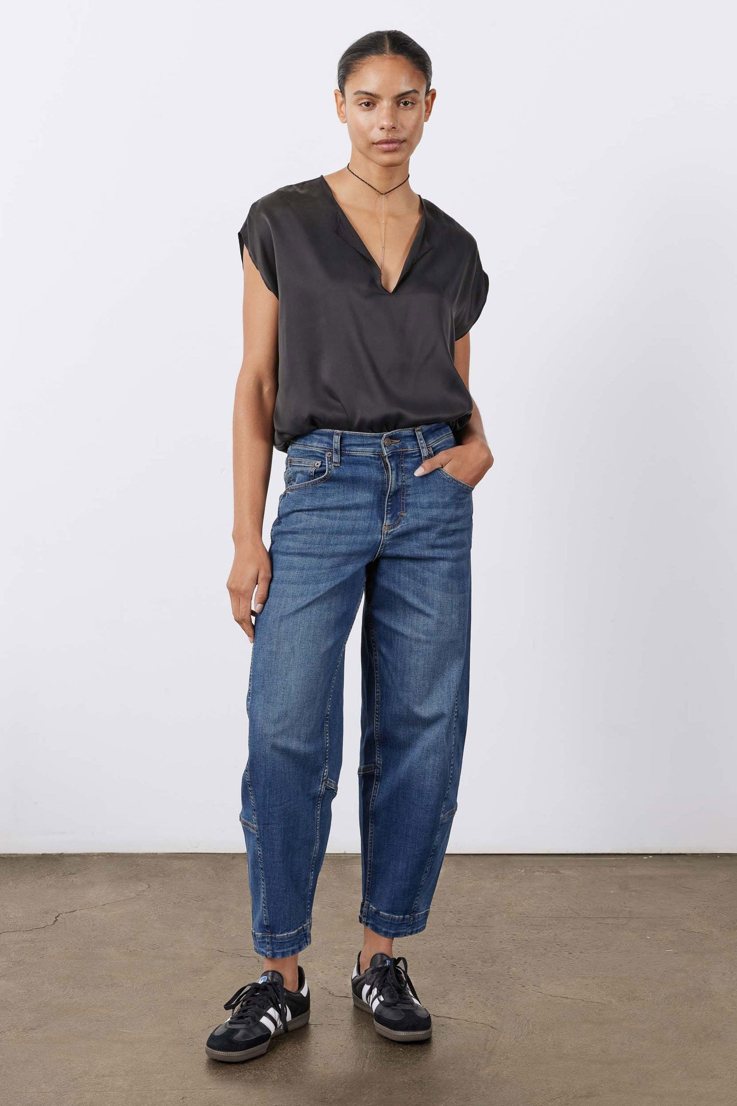 The Petite Ultimate Barrel Leg Jeans 2.0