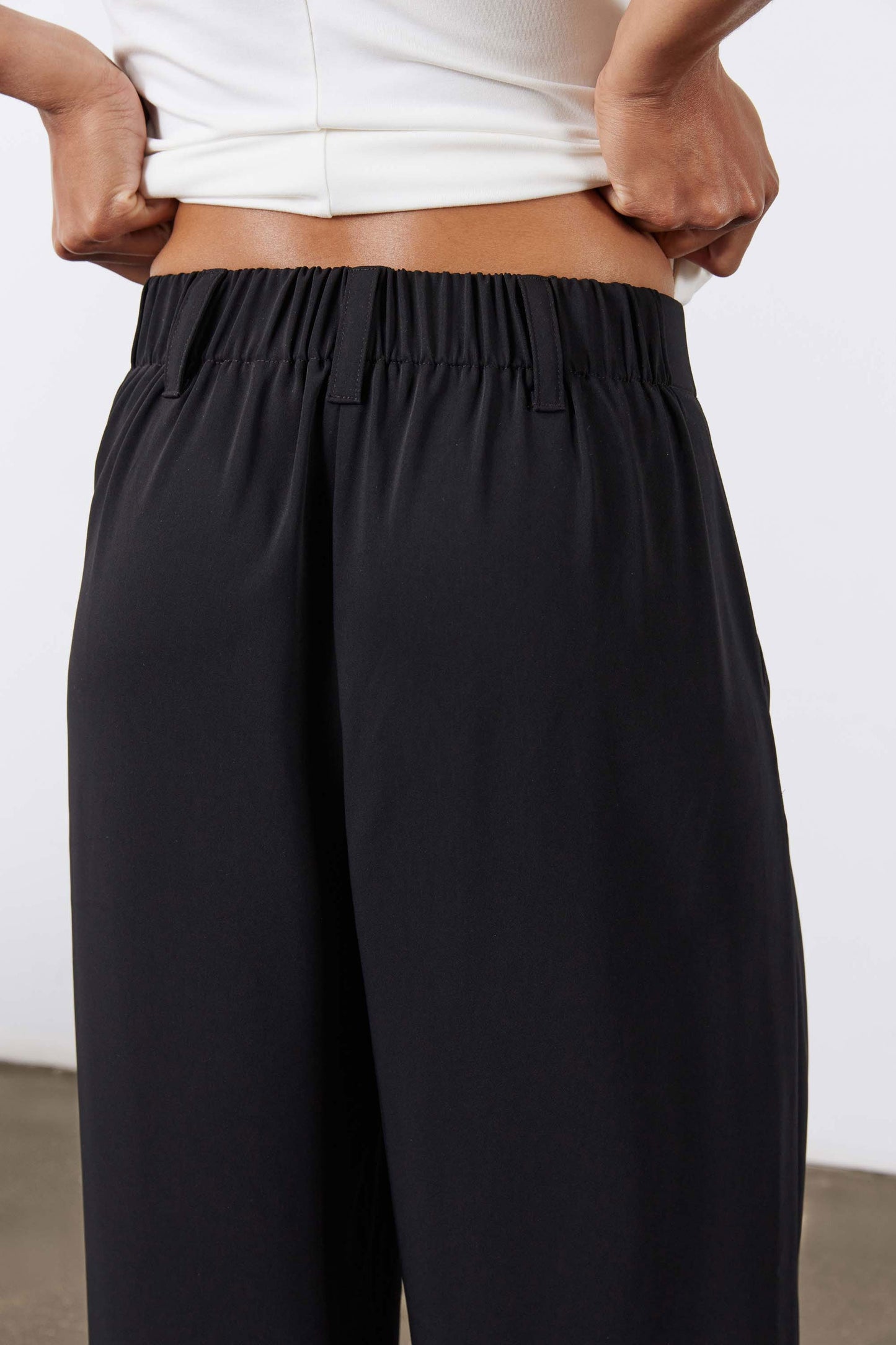 The Petite Wide Leg Trousers
